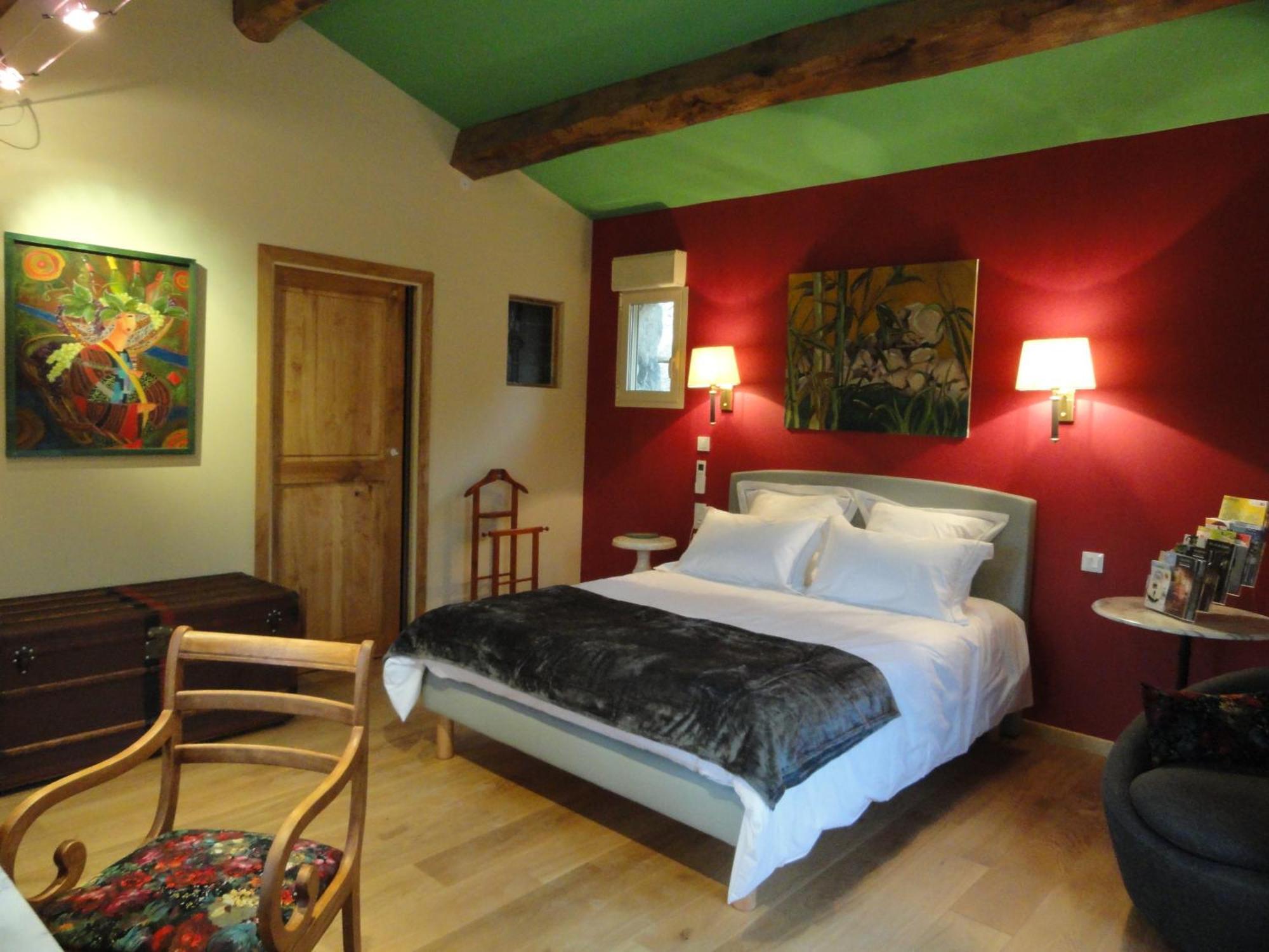 Chambre D'Hotes Au Creux Du Chambon ジョワイユーズ 部屋 写真